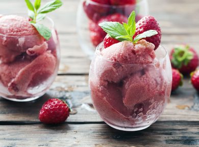 Joghurt Frucht Eis selber machen (Zuckerfrei & vegan)