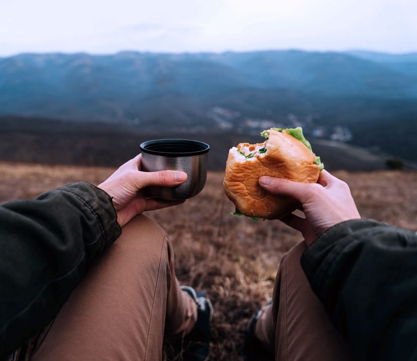 5 gesunde Snacks beim Wandern