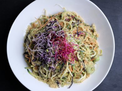 Zucchini Pad Thai (roh vegan)