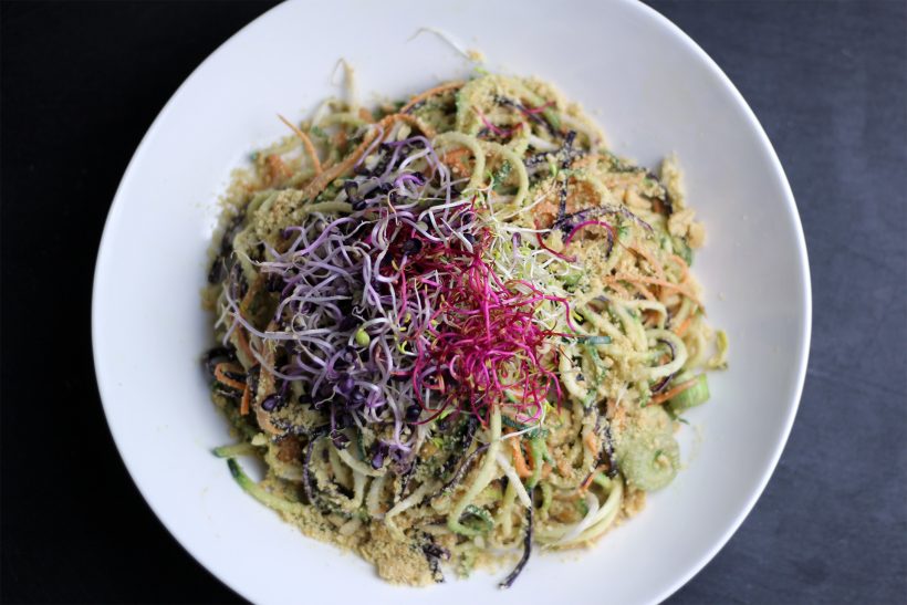 Zucchini Pad Thai (roh vegan)