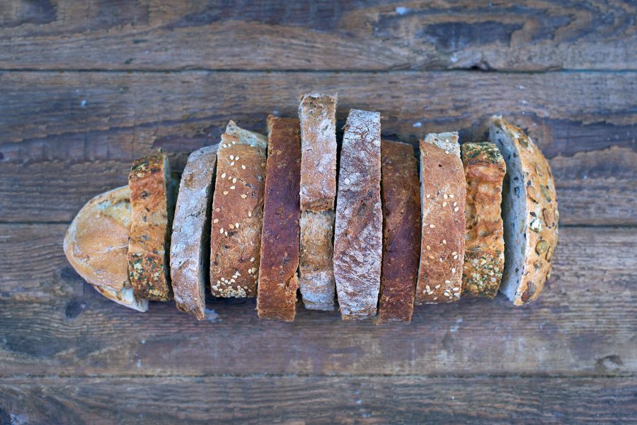 Altes Brot vorbeugen und verwerten: 6 Tipps • Healthy Rockstar