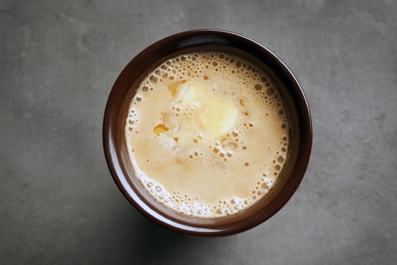 Bulletproof Coffee Vegane Alternative • Healthy Rockstar
