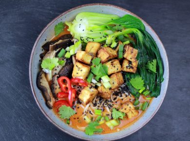 Curry Ramen Suppe mit Tofu (HCLF & vegan)