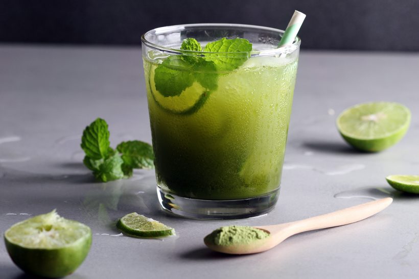 Grüner Eistee mit Matcha