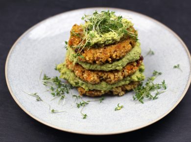 Hirse Laibchen mit Erbsen Hummus (vegan)