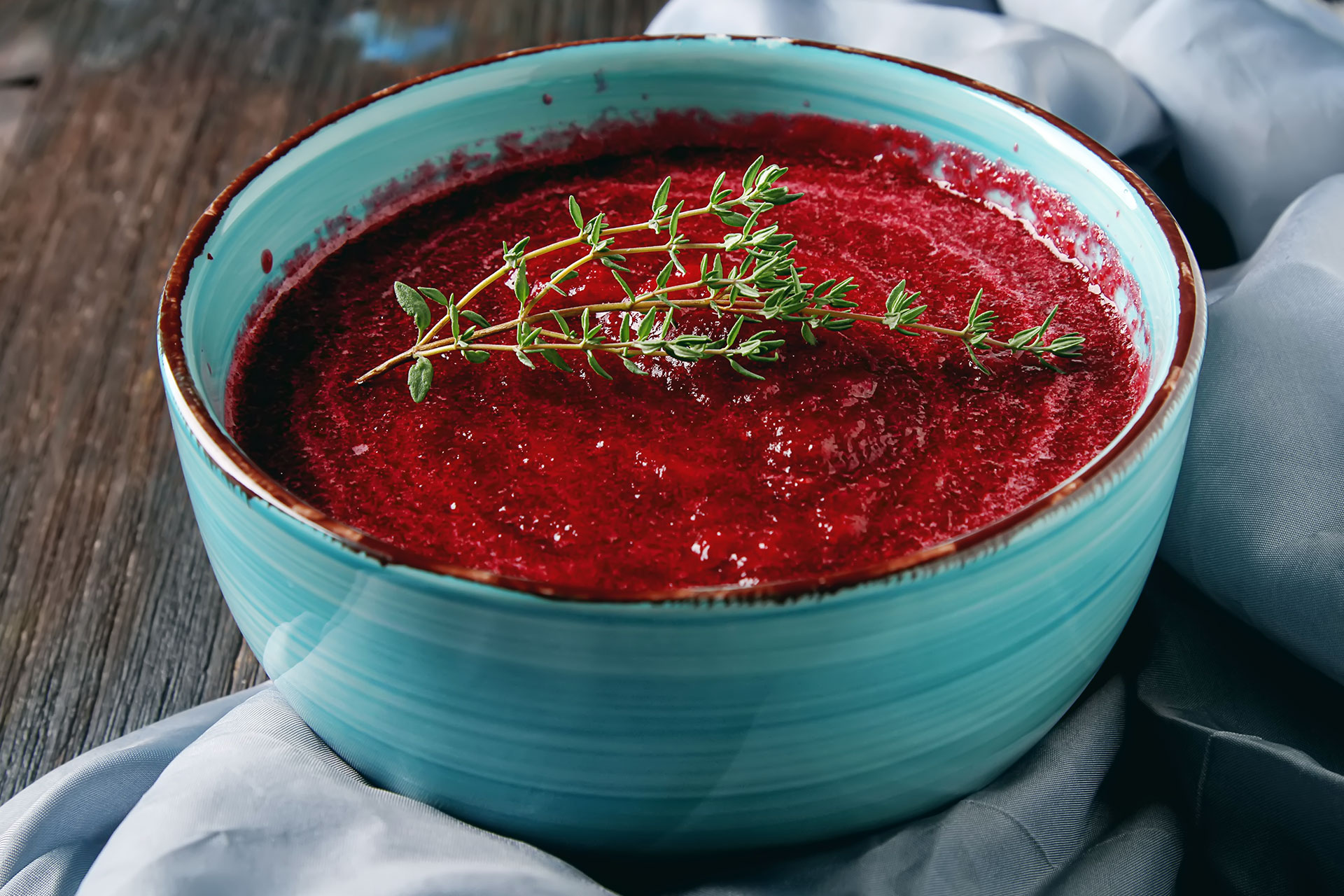 Einfache Rote Beete Suppe • Healthy Rockstar