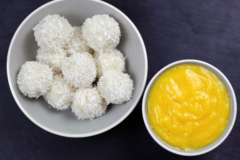 Sticky Reisbällchen mit Mango Dip (vegan)